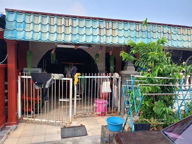 Terraced House for sale in Kuantan