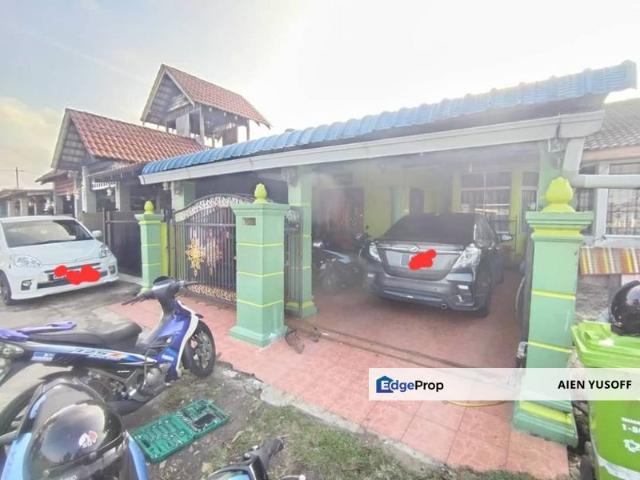 House for sale in Pekan, Pahang