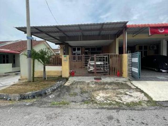 Terraced House for sale in Wellesley, Penang