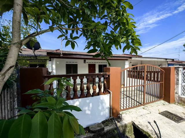 Terraced House for sale in Ulu Tiram, Johor
