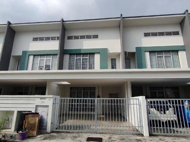 Terraced House for rent in Tanjong Sepat, Selangor