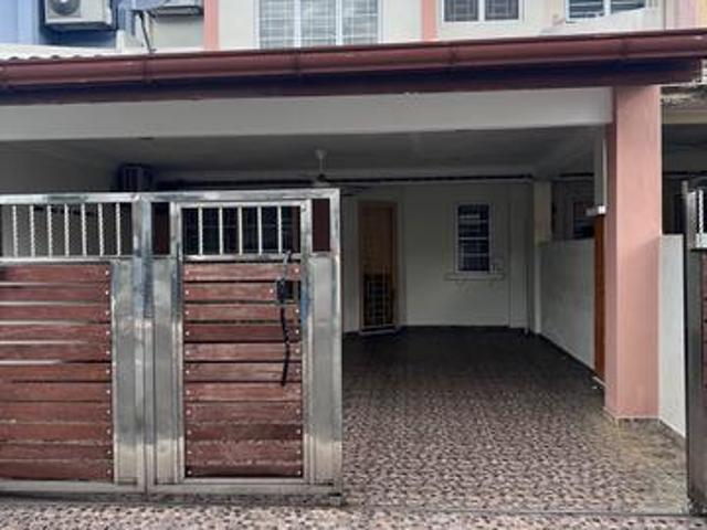 Terraced House for rent in Country Heights Damansara, Kuala Lumpur