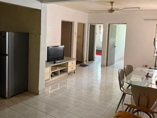 Apartment for sale in Petaling, Damansara Damai