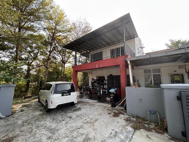 Townhouse for rent in Seri Kembangan, Majlis Bandaraya Subang Jaya