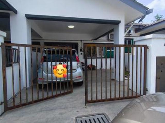Terraced House for sale in Kuala Lipis, Pahang