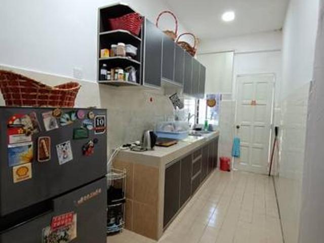 Townhouse for rent in Langat, Selangor