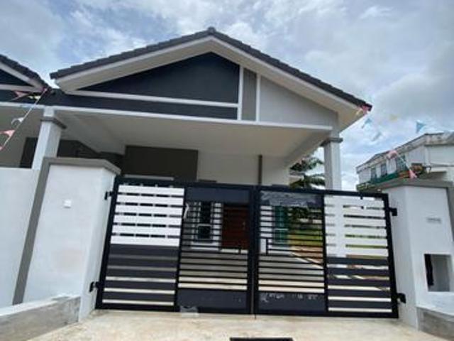 Residential House for sale in Tangkak, Gerisek