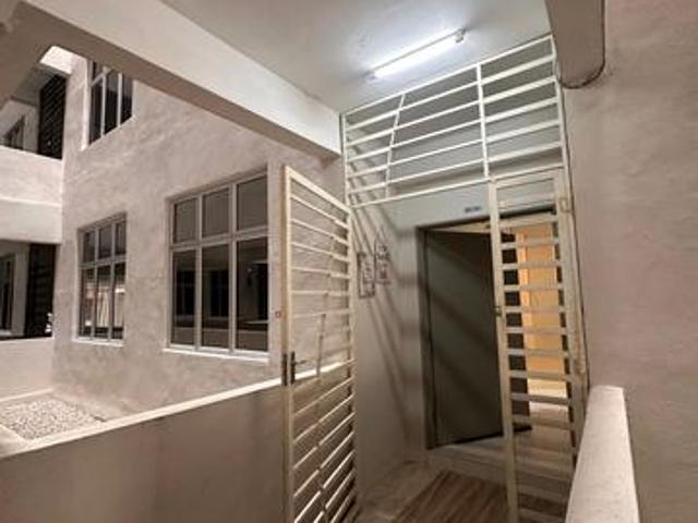 Apartment for sale in Bemban, Jasin