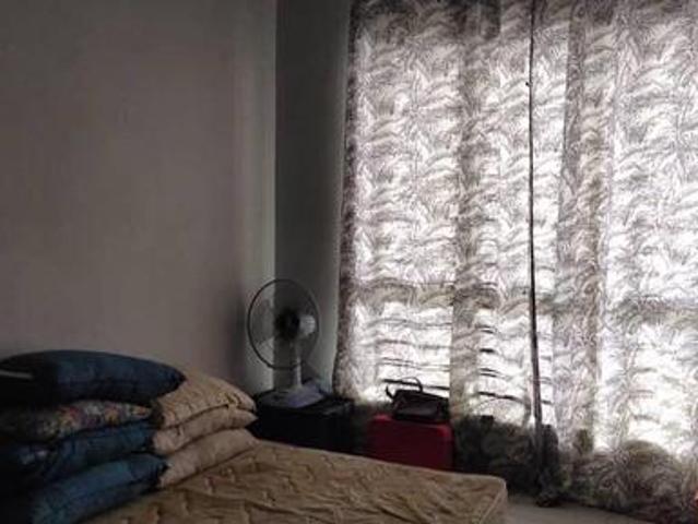 Terraced House for sale in Kuala Selangor, Selangor