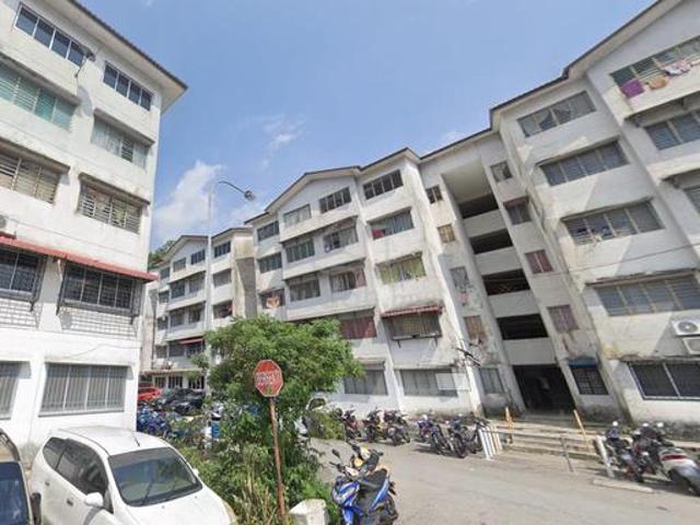 Flat for sale in Petaling, Damansara Damai