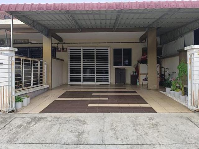Terraced House for sale in Kluang