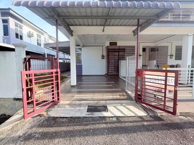 Townhouse for sale in Paya Rumput, Malaka