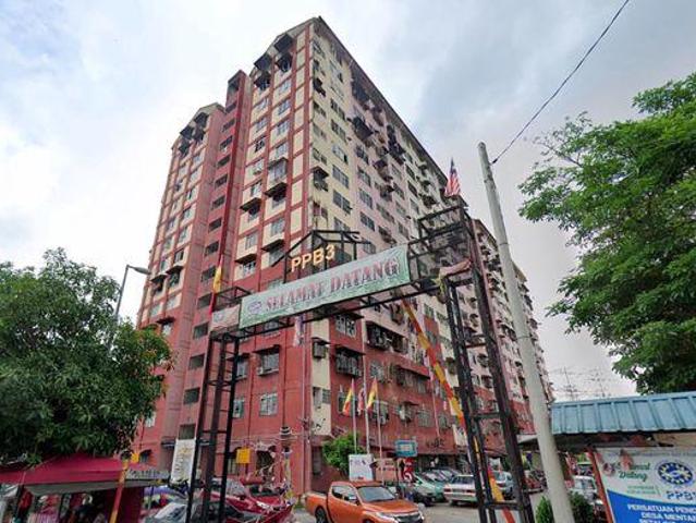 Apartment for sale in Petaling, Damansara Damai