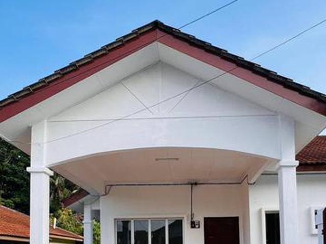 Residential House for sale in Tanjong Sepat, Selangor