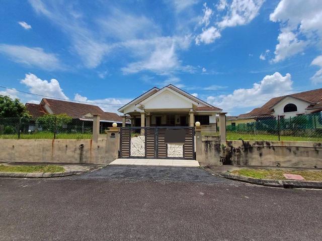 Bungalow for sale in Kuala Muda, Kedah