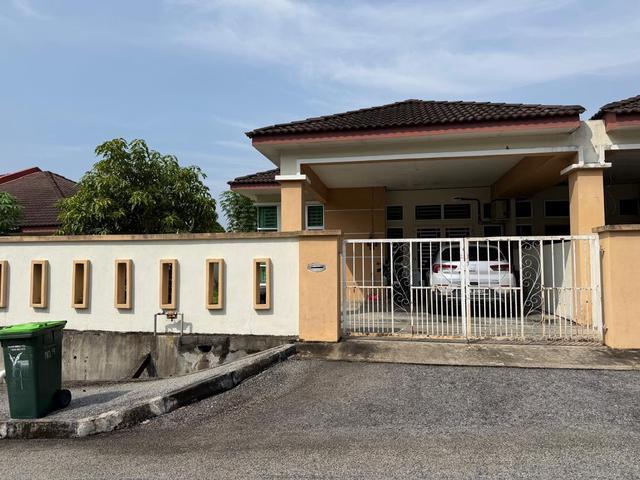 Residential House for sale in Sik Dalam, Kedah