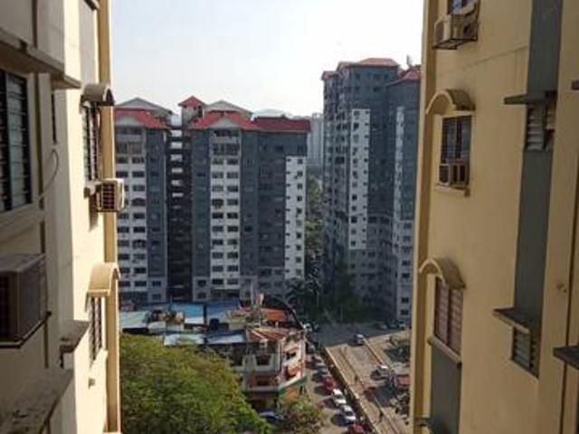 Apartment for sale in Country Heights Damansara, Kuala Lumpur