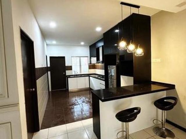 Terraced House for sale in Tanjong Sepat, Selangor