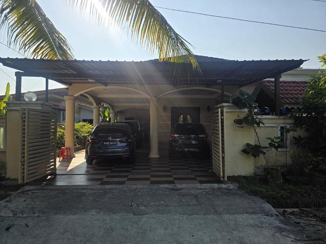 Bungalow for sale in Wellesley, Penang