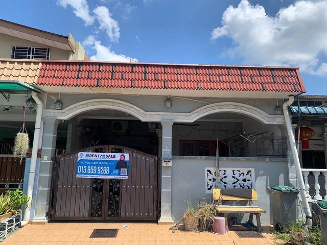 Terraced House for sale in Batu Pahat, Johor