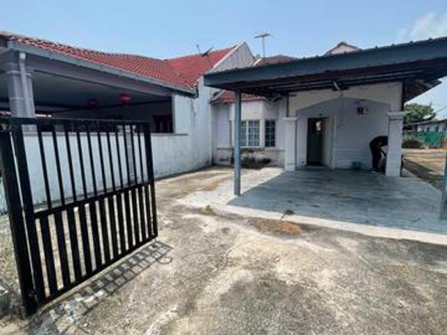 Residential House for sale in Tanjong Karang, Kuala Selangor