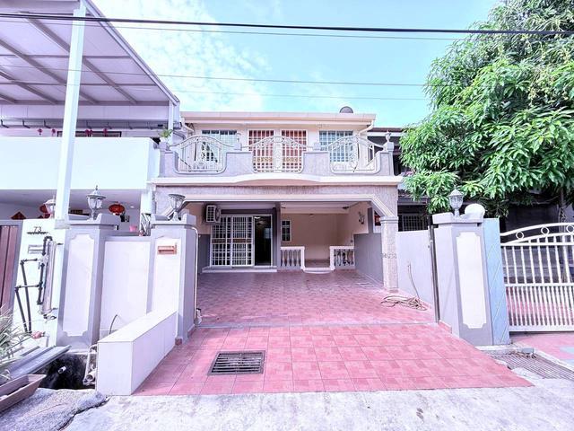 Terraced House for sale in Georgetown, Penang