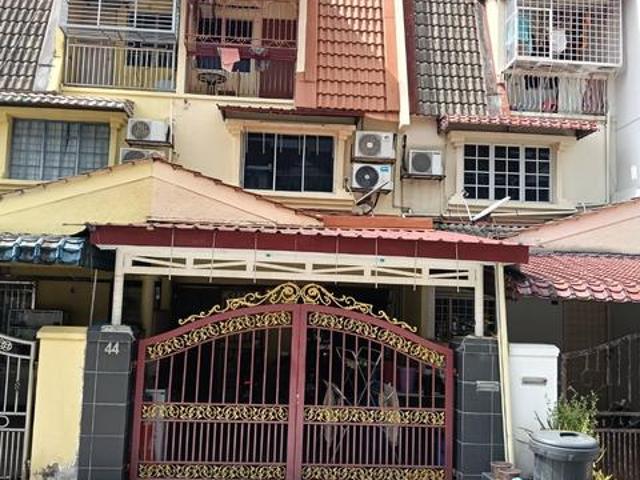 Terraced House for rent in Country Heights Damansara, Kuala Lumpur