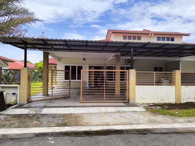Residential House for rent in Petaling, Alam Impian