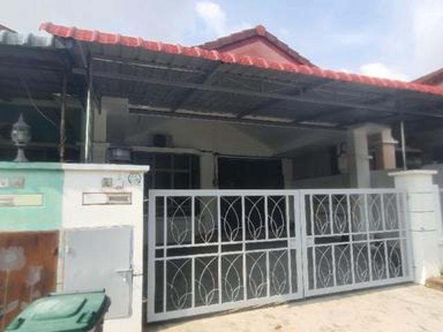 Terraced House for rent in Ulu Tiram, Johor