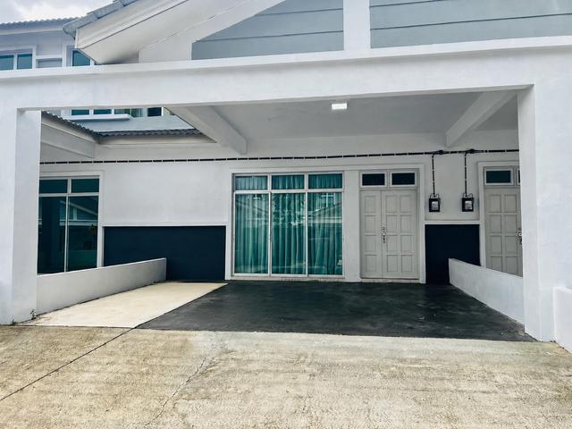 Terraced House for rent in Malaka