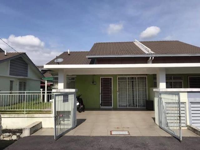 Residential House for rent in Tanjong Sepat, Selangor