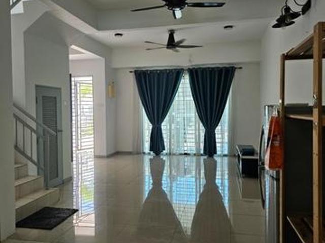 Terraced House for rent in Tanjong Sepat, Selangor