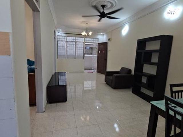 Apartment for sale in Petaling, Damansara Damai
