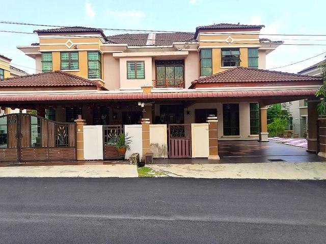 Residential House for sale in Malaka