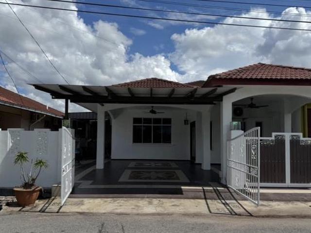 Residential House for rent in Malaka