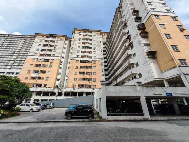 Apartment for sale in Desa Gombak, Kuala Lumpur