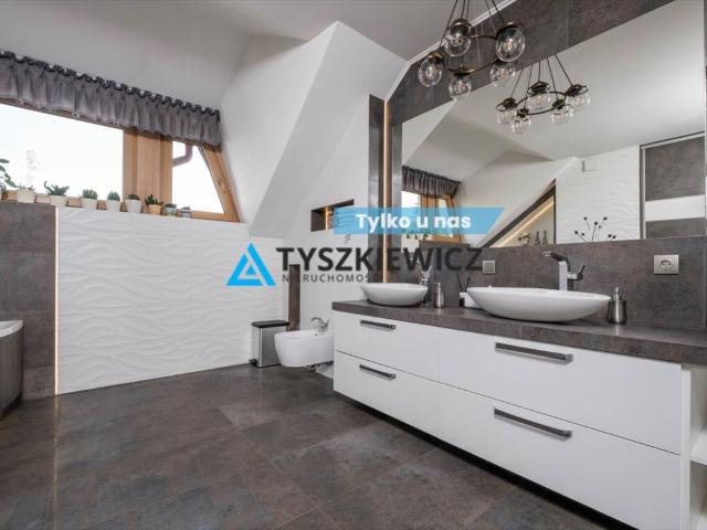 Dom na sprzedaż w Rumia, Pomorskie