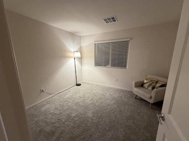 Room for rent in Nevada