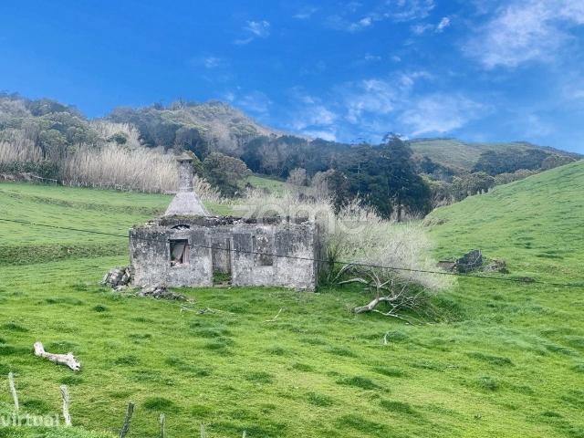 Moradia venda em Ilha De Santa Maria
