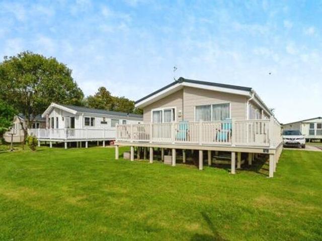 House for sale in Littlecote, West Sussex