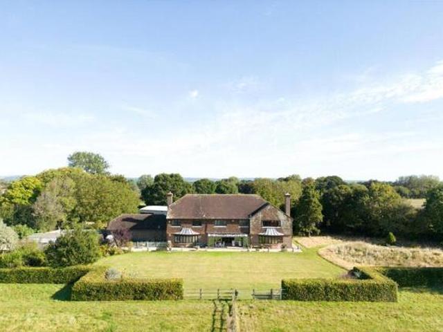 House for sale in Littlecote, West Sussex
