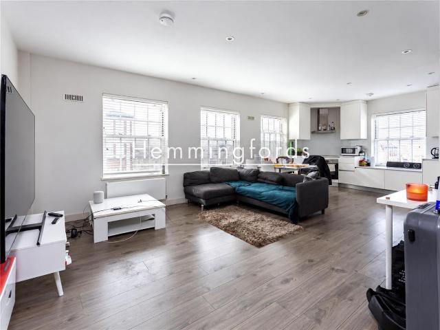 Apartment for rent in The Hyde, Greater London