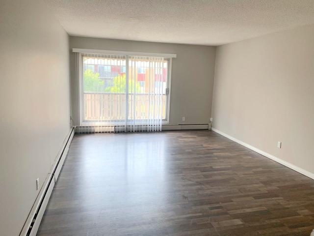 Apartment for rent in Wedgewood, Alberta