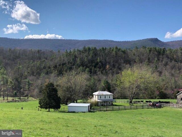 Land for sale in Broadway