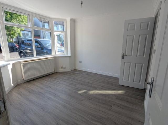 House for rent in Farley Hill, Spring Park