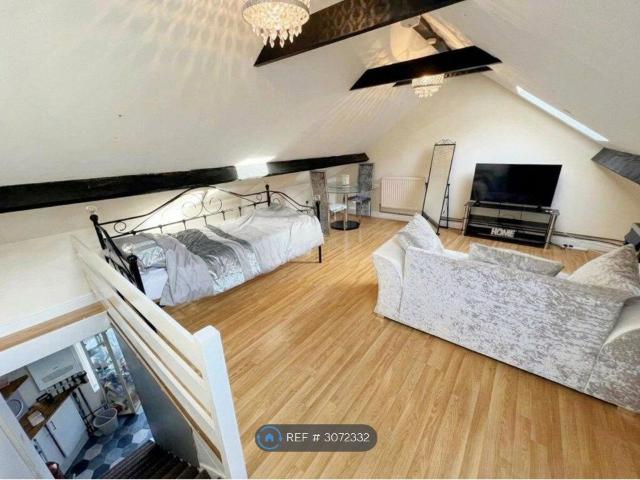 Apartment for rent in Farley Hill, Luton