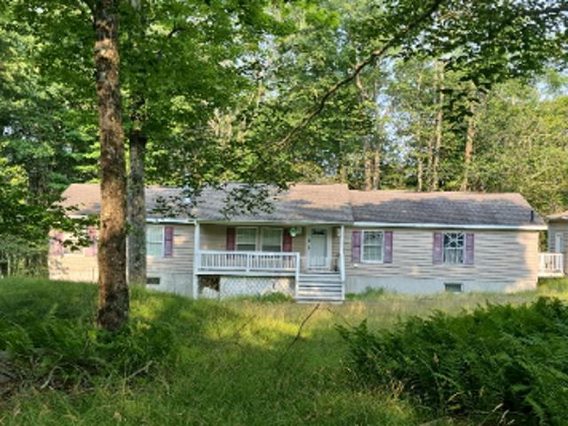House for sale in Canadensis, Pennsylvania