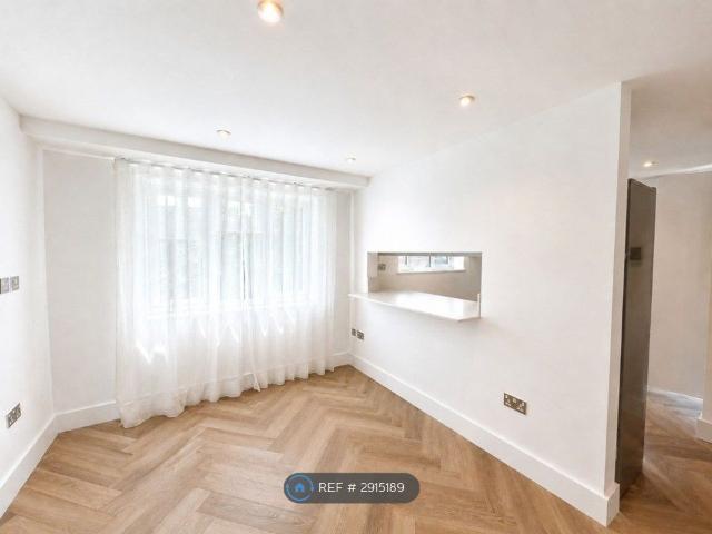 House for rent in London Borough of Merton, Collier's Wood
