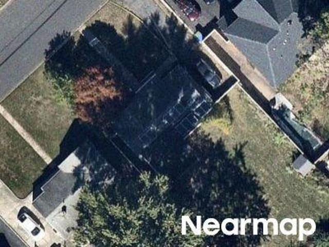 House for sale in Edison, New Jersey