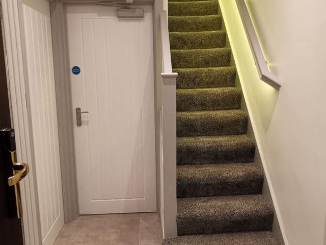 House for rent in Calderstones